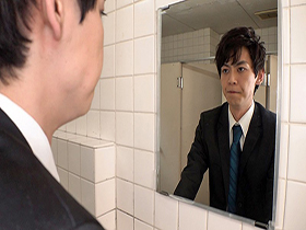 食べたい彼女と食べられたい僕。　突然女性用下着メーカーに配属され、そのあまりの過激さに狼狽える僕を見てＳ心が疼いた年下の♀先輩に、「指導」の名のもと逆セクハラで徹底的に射精管理されました…。 サンプル動画サムネイル